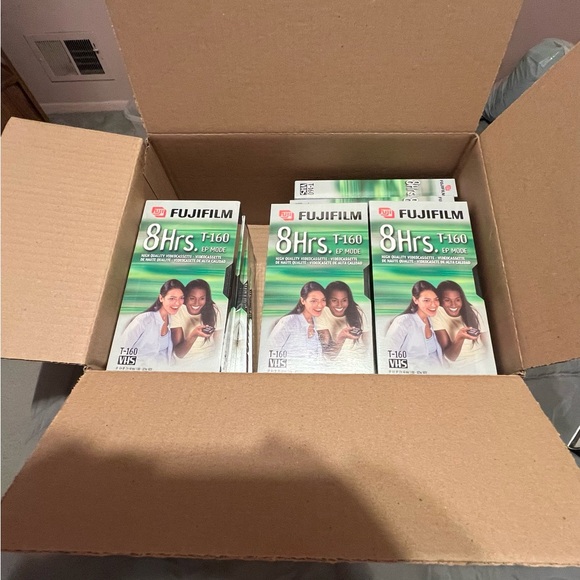 Box of 17 Fujifilm VHS 8 Hrs High Quality T-160 Blank VHS Videocassette Tape~New